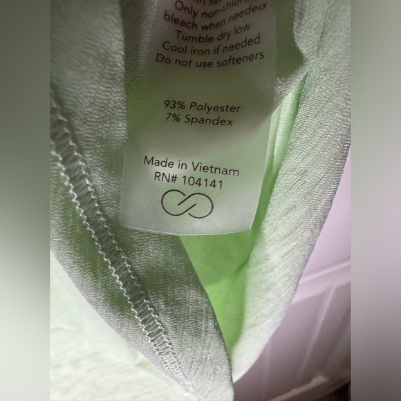 Calia by Carrie Underwood Light Green Athletic Top - Picture 5 of 6